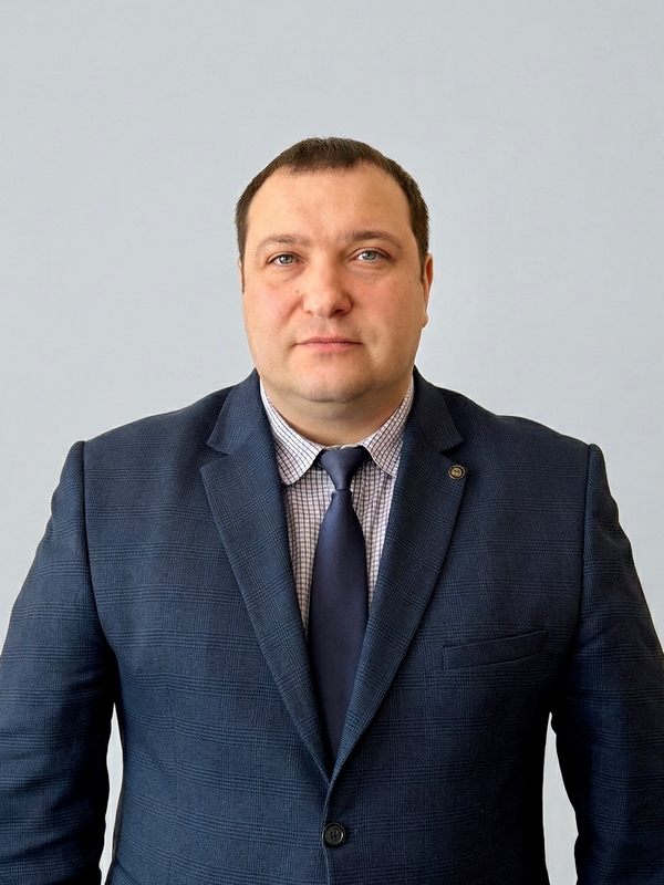 Глухов Сергей Иванович.